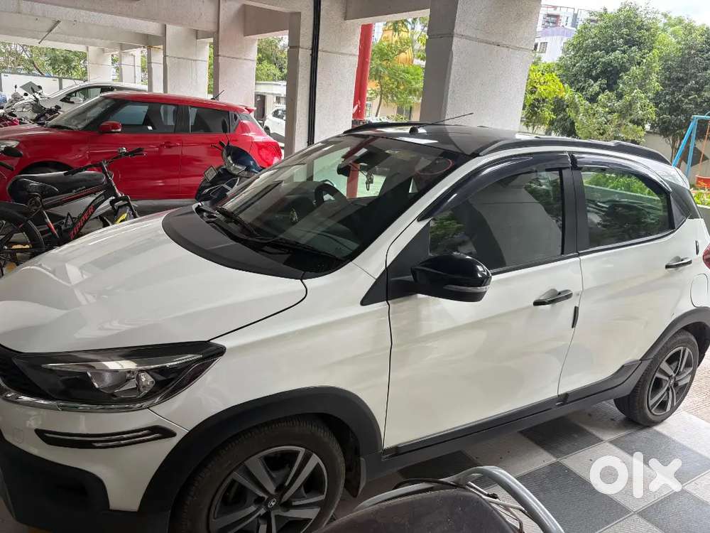 1.5 Year Old Tata Tiago Nrg Xza (top Model Petrol Automatic)