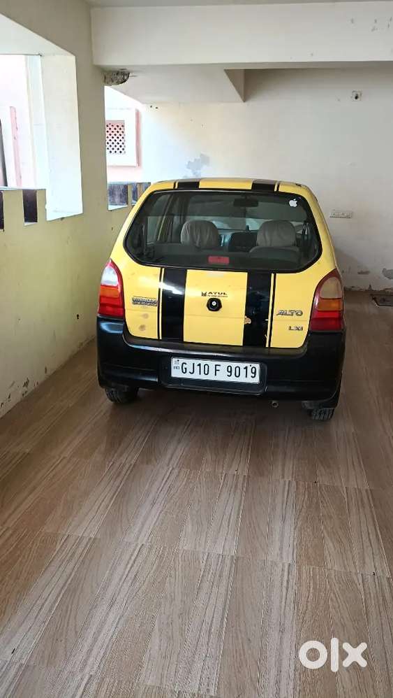Alto Yellow Colour