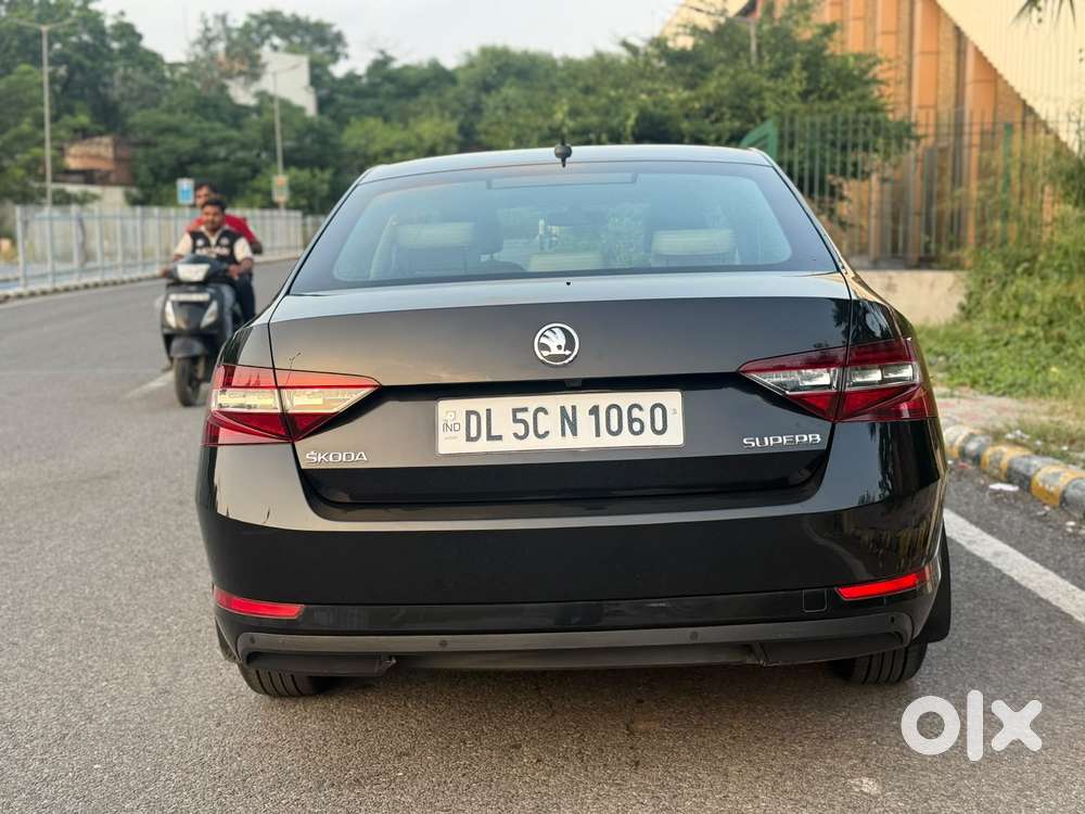 Skoda Superb Style 1.8, 2016, Petrol