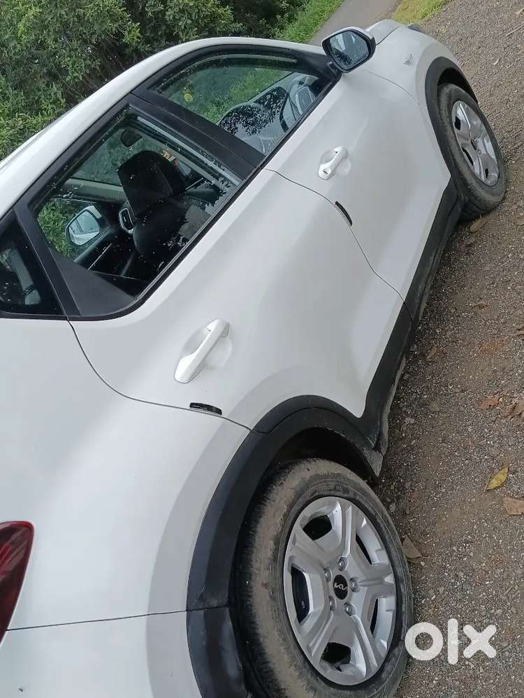 Kia Sonet 2022 Petrol 19000 Km Driven