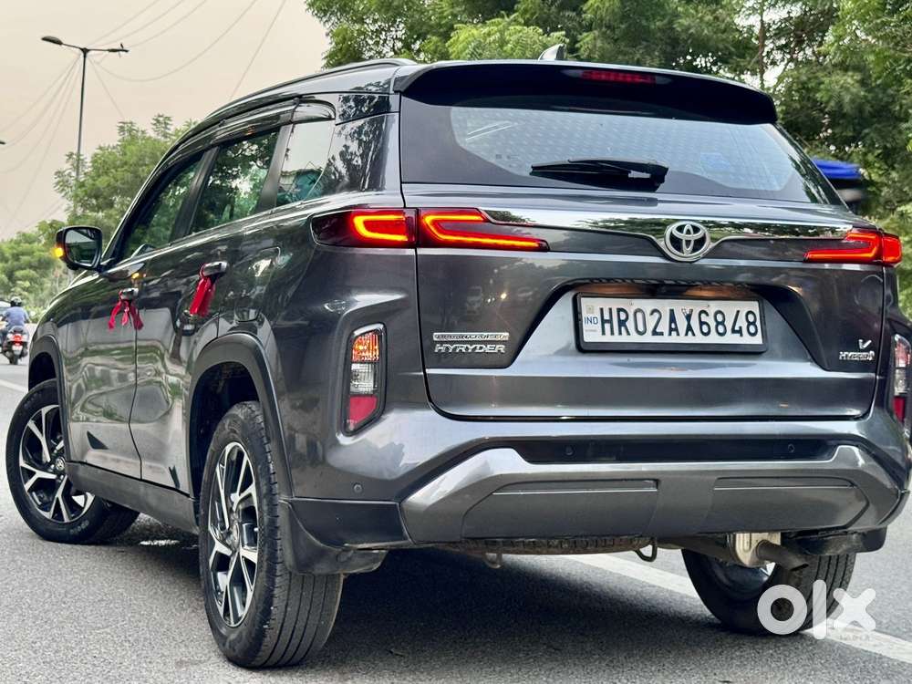Toyota Urban Cruiser Hyryder 1.5 V Hybrid, 2023, Petrol