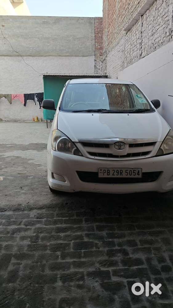 Toyota Innova 2008 Diesel Well Maintained