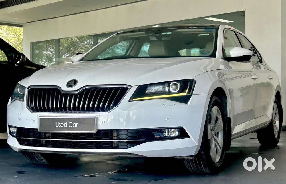 Skoda Superb Style 1.8 Tsi At, 2018, Petrol