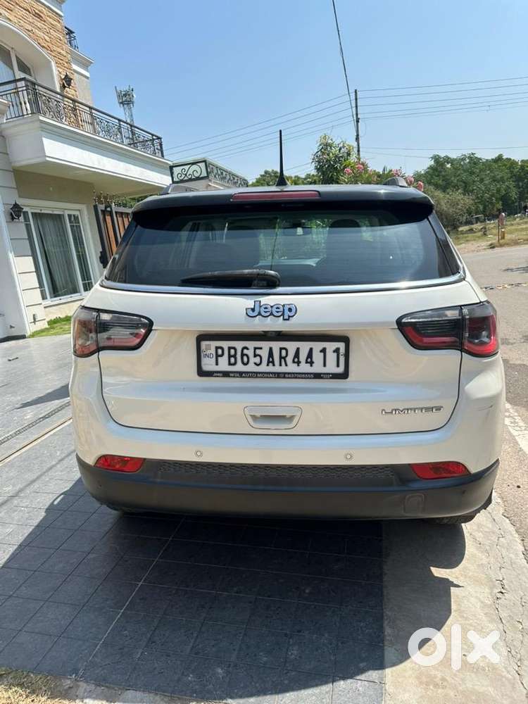Jeep Petrol Automatic 2017
