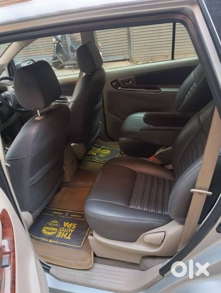Toyota Innova 2.5 V 7 Str, 2014, Diesel
