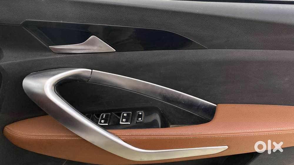 Mg Hector Plus Smart 2.0 Turbo Diesel 7 Str, 2020, Diesel