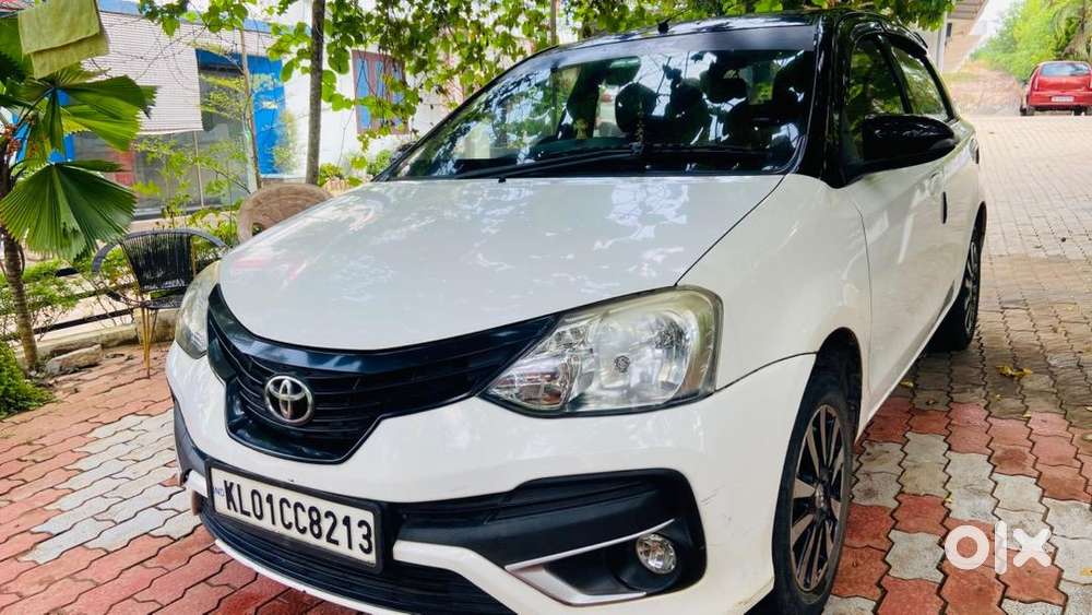 Toyota Etios Liva 2017 Petrol