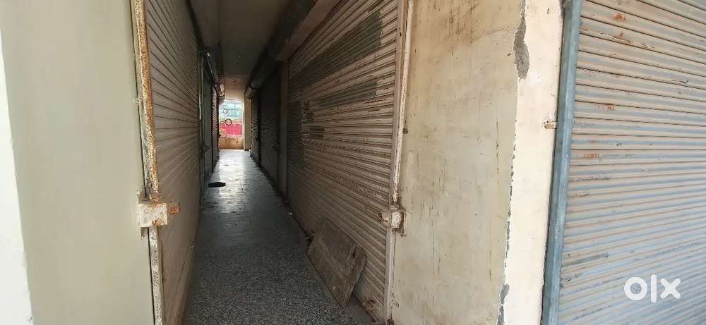 Shop for Sale in Greenfield