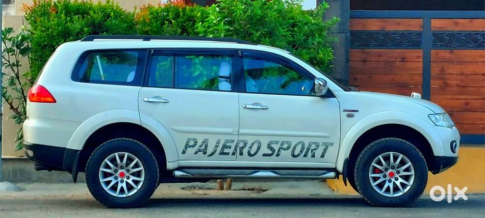 Mitsubishi Pajero Sport 2.5 Manual, 2012, Diesel