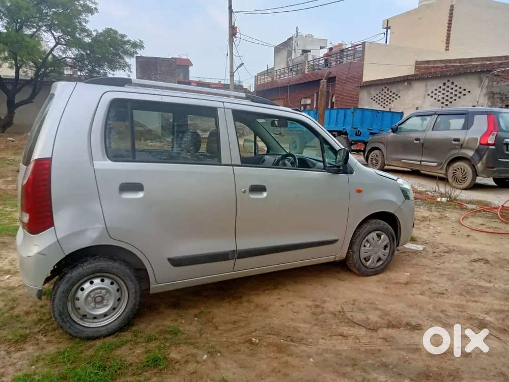 I Am Selling My Wagonr Car