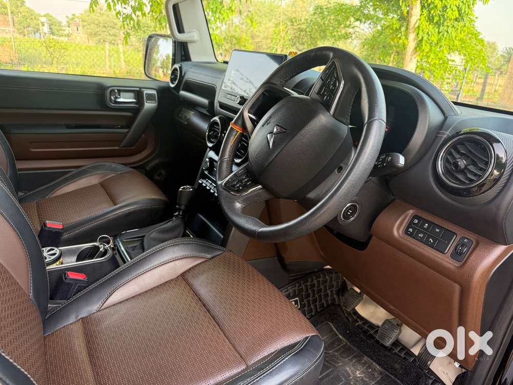 Mahindra Thar Roxx 2025
