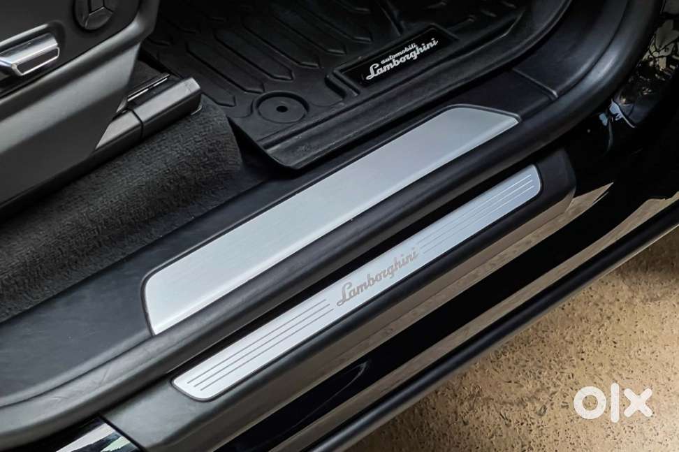 Lamborghini Urus, 2021, Petrol