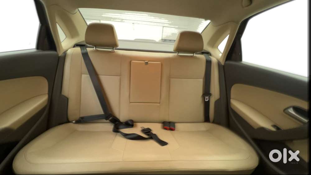 Volkswagen Vento 2013-2015 1.2 Tsi Highline At, 2016, Petrol