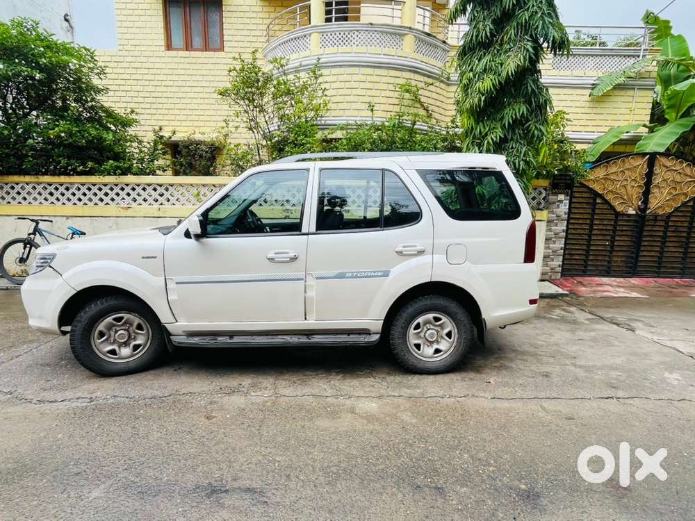 Tata Safari Storme Diesel 2018