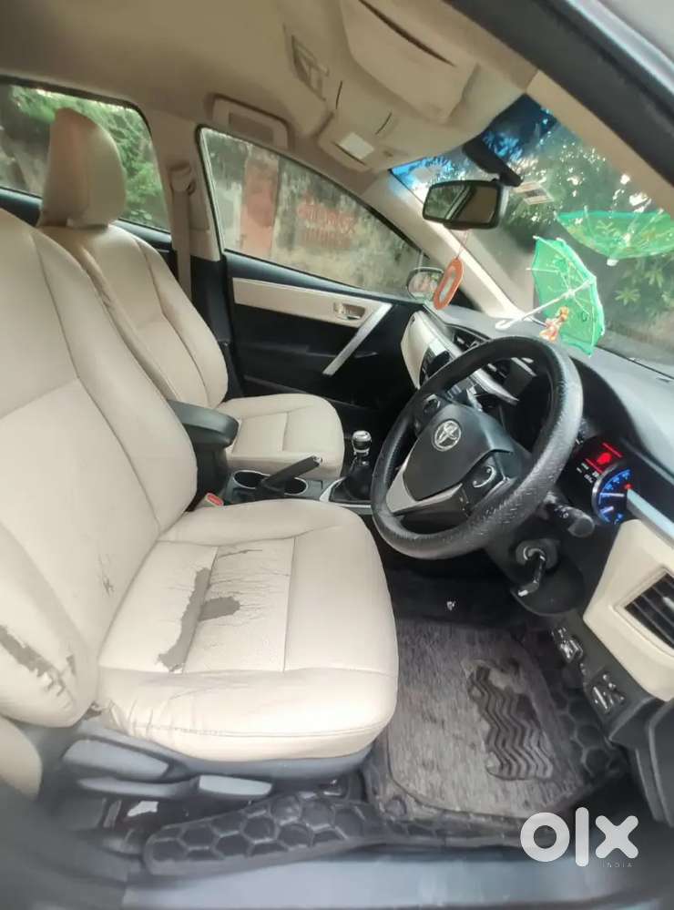 Toyota Corolla Altis 2015