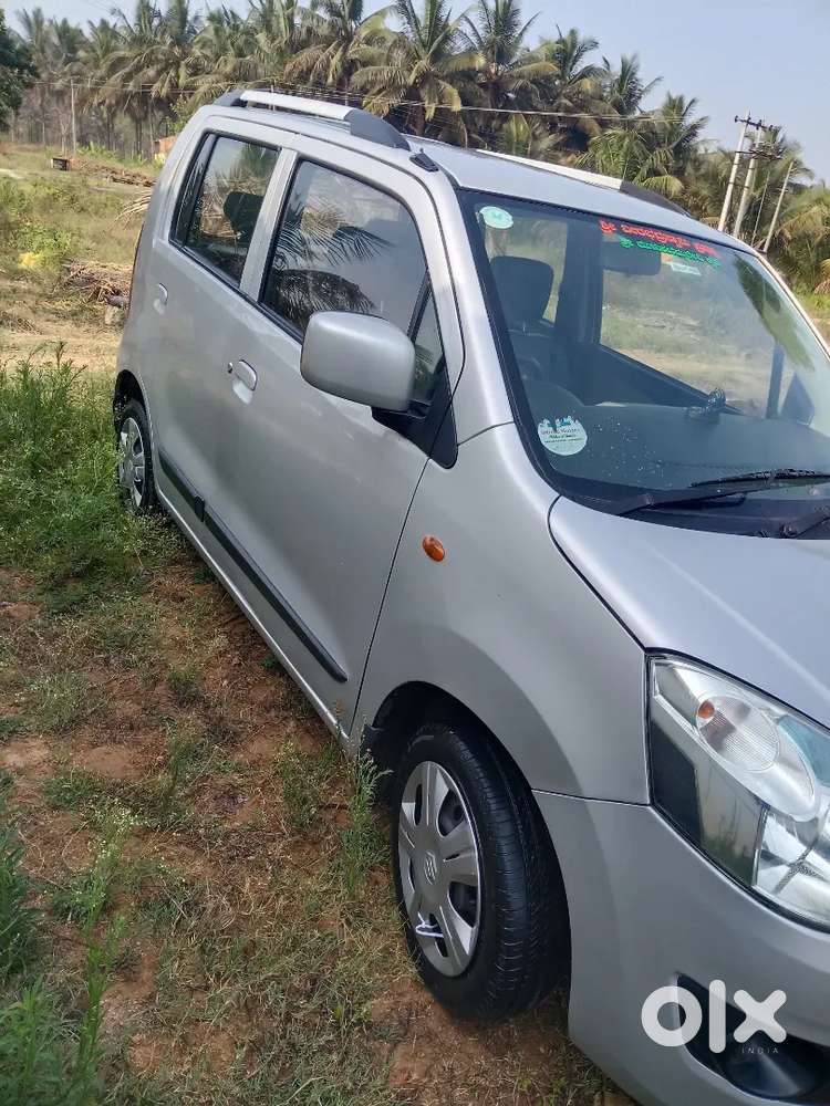 Wagon R Vxi.