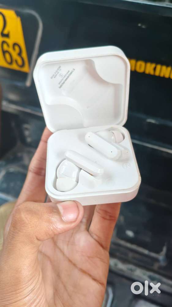 Bluetooth earbuds for sale