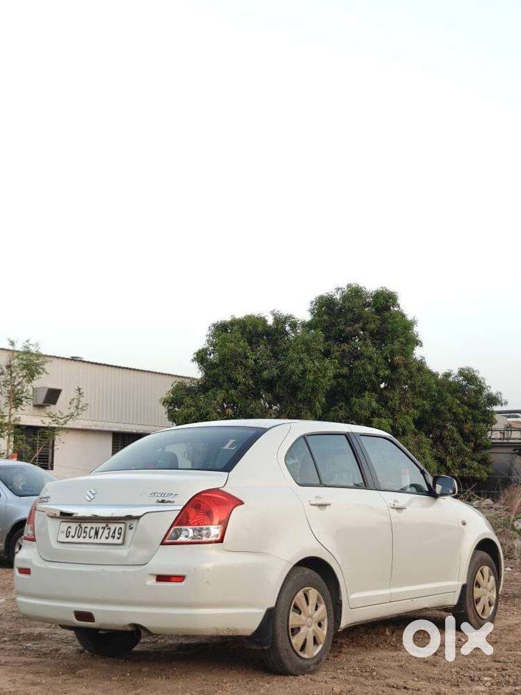Maruti Suzuki Swift Dzire 1.2 Vxi Bsiv, 2010, Cng & Hybrids