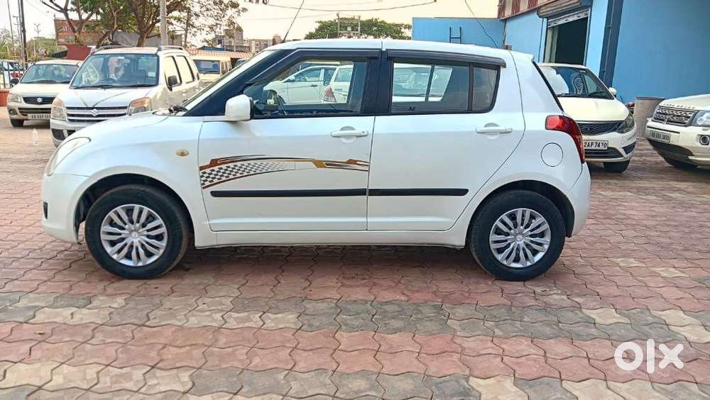 Maruti Suzuki Swift 2011-2014 Vdi, 2010, Petrol