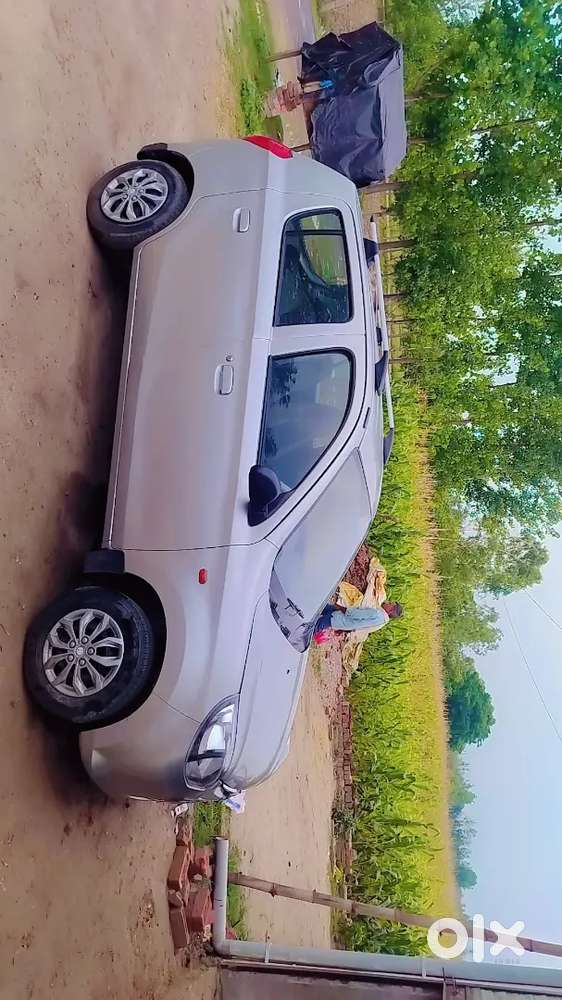 Urgent Sell Gadi Me Koi Kaam Nahi Hai Good Condition Me Hai Ac Colling