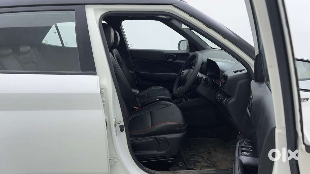 Hyundai Venue N Line N8 Dct Dual Tone, 2024, Petrol