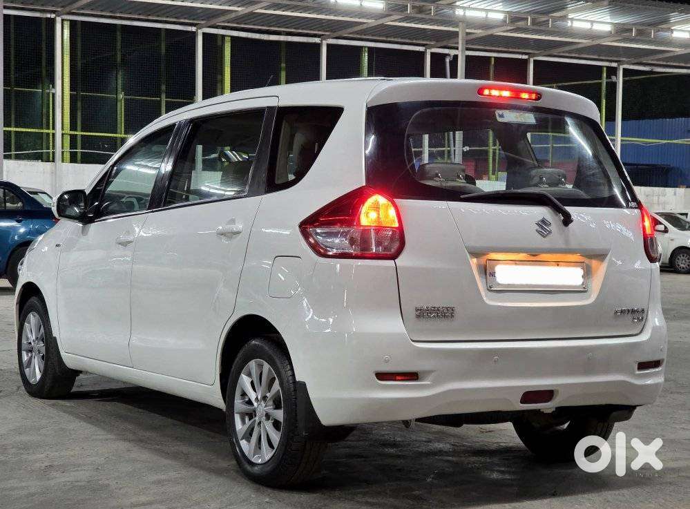 Maruti Suzuki Ertiga Zxi Shvs, 2012, Petrol