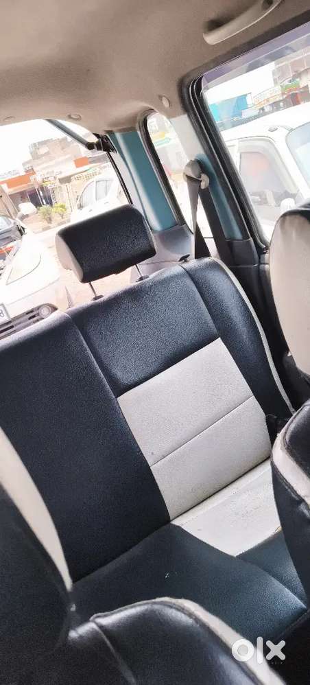 वैगनआर गुड कंडीशन 2009 मॉडल Ac चालू नया इंजन ऑयल इन्शुरन्स चालू