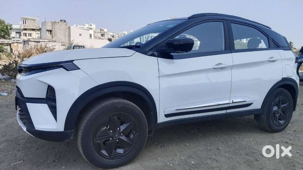 Tata Nexon Fearless Plus (ps) 1.2 Icng 6mt Red Dark Edition, 2024, C..