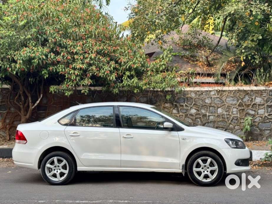 Volkswagen Vento Petrol Highline, 2013, Petrol