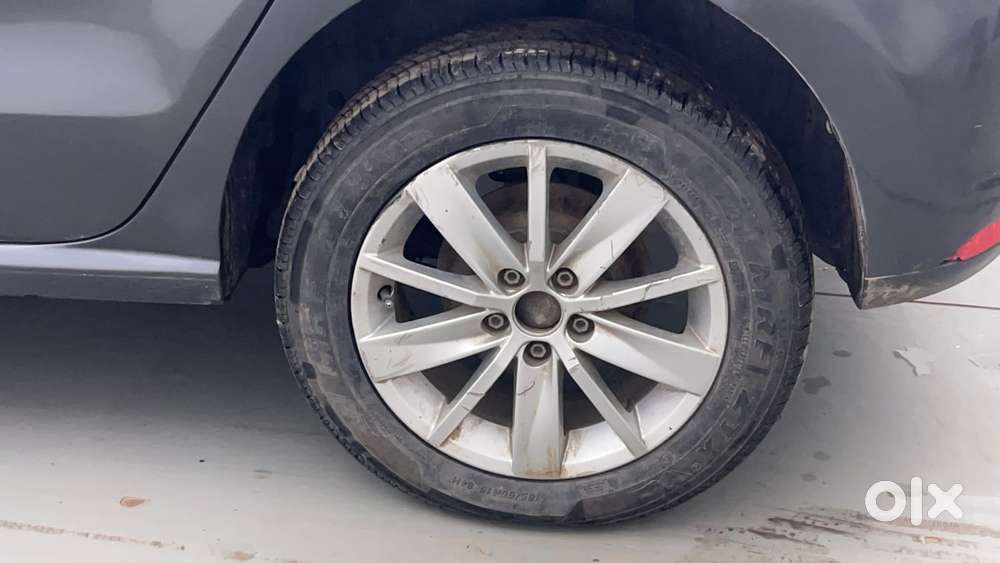 Volkswagen Polo Petrol Highline 1.2l, 2017, Petrol