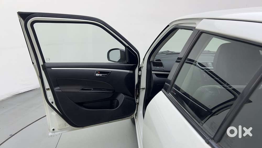 Maruti Suzuki Swift Vvt Vxi, 2017, Petrol