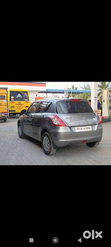 Maruti Suzuki Swift Vxi + Manual, 2018, Petrol