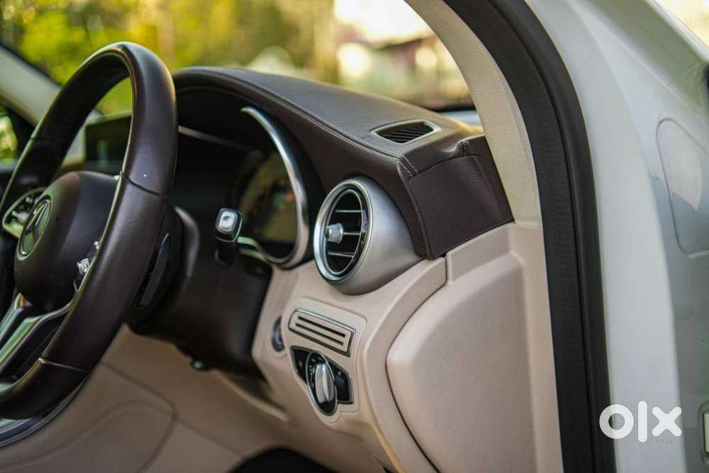 Mercedes-benz Glc Class 200, 2022, Petrol