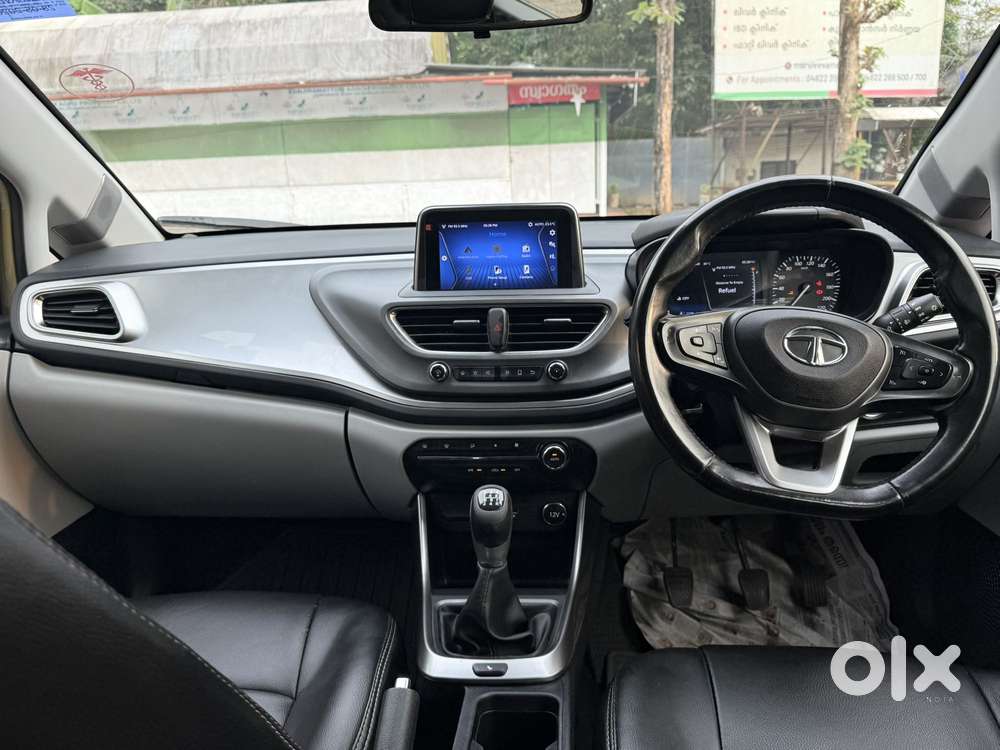 Tata Altroz Xz, 2020, Petrol