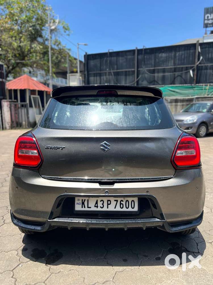 Maruti Suzuki Swift 1.2 Vxi (o), 2022, Petrol