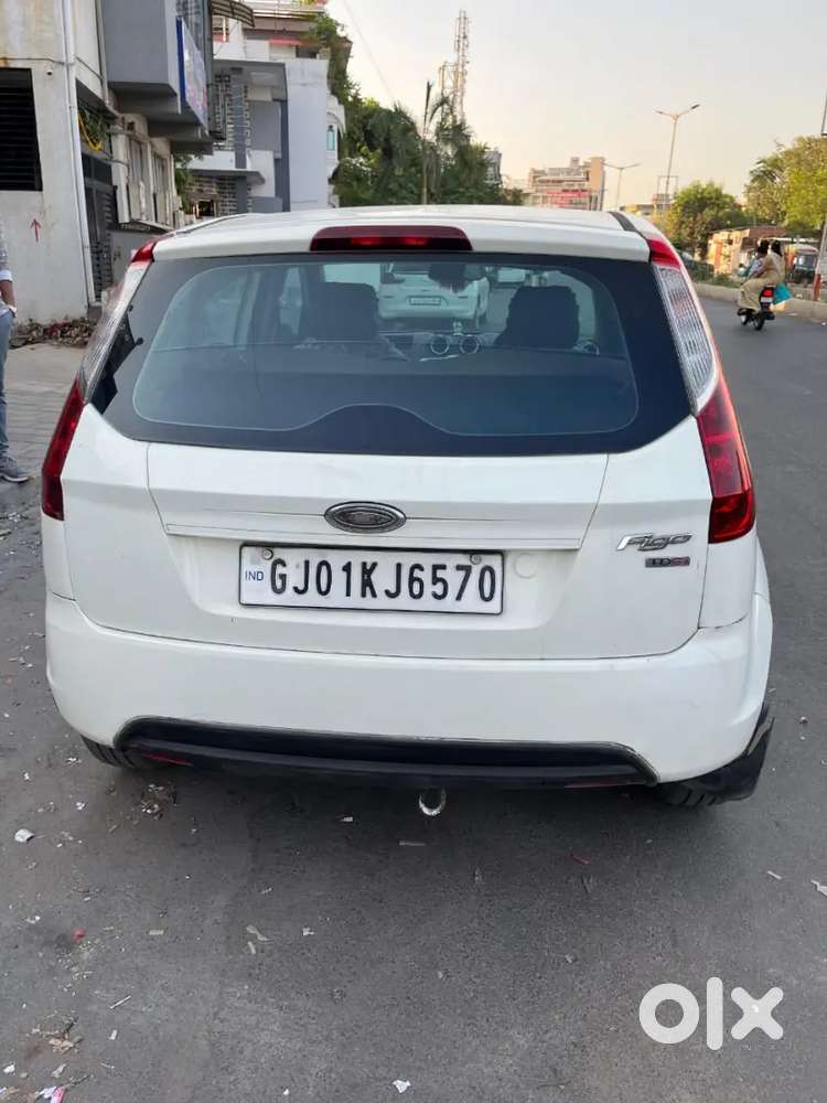 Ford Figo 2013 Diesel 105000 Km Driven