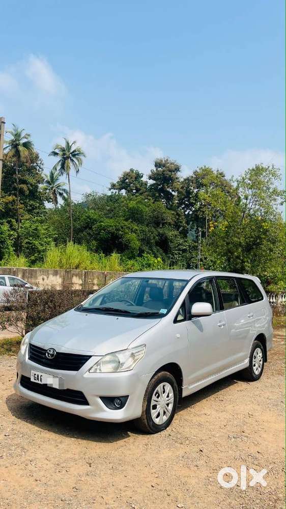 Toyota Innova 2.5 G (diesel) 8 Seater Bs Iv, 2012