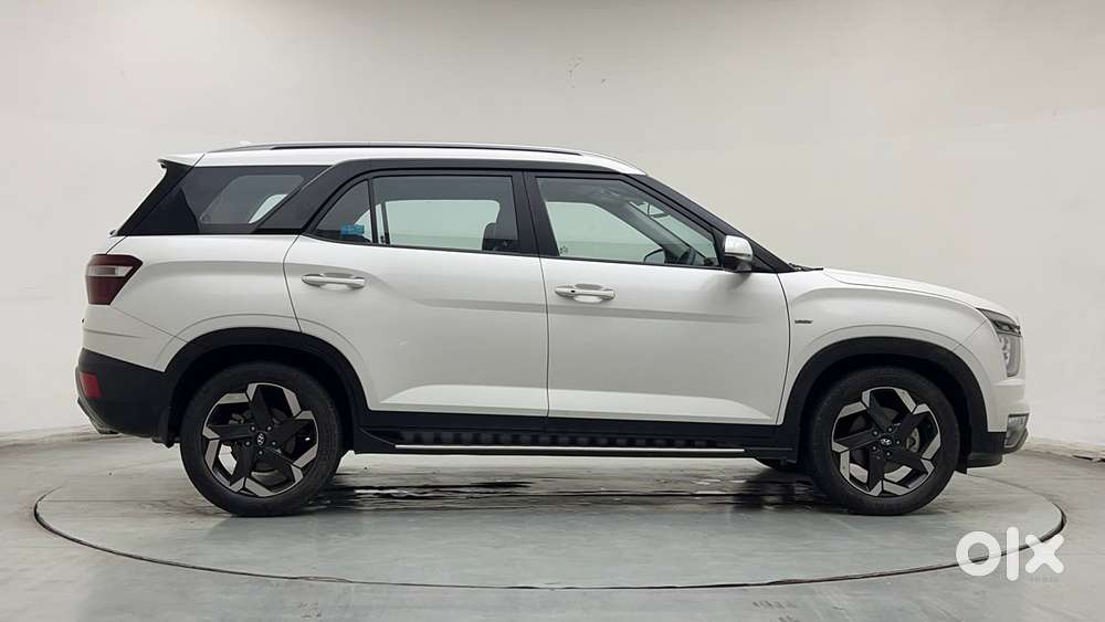 Hyundai Alcazar 2.0 Signature (o) Petrol At 6 Str, 2022, Petrol