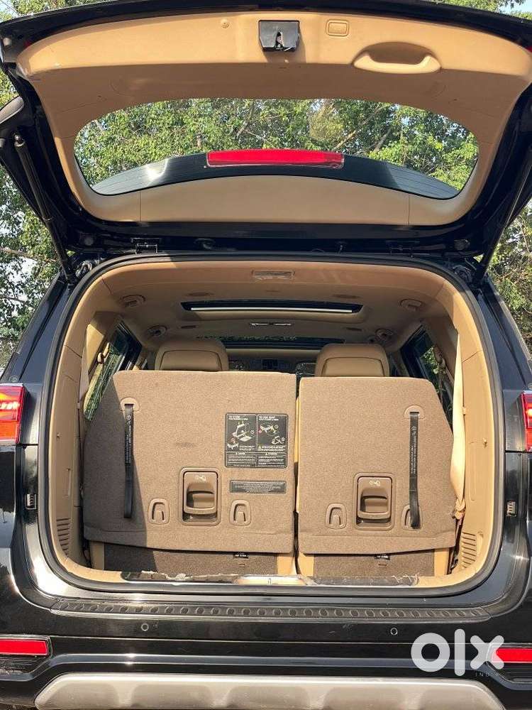 Kia Carnival Limousine Plus 7 Str, 2022, Diesel