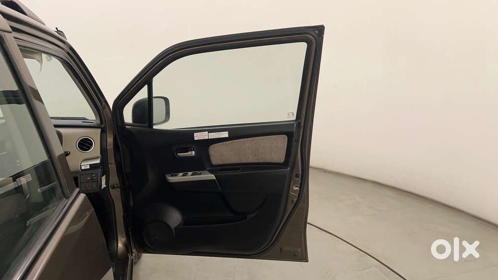 Maruti Suzuki Wagon R 1.0 Vxi Amt, 2016, Petrol