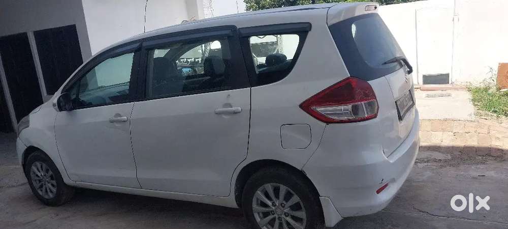 Maruti Suzuki Ertiga 2013 Diesel 100000 Km Driven