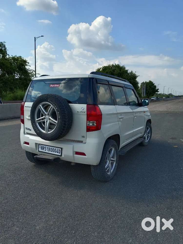 Mahindra Tuv 300 2017 All Ok And With Service Records And Vip Number