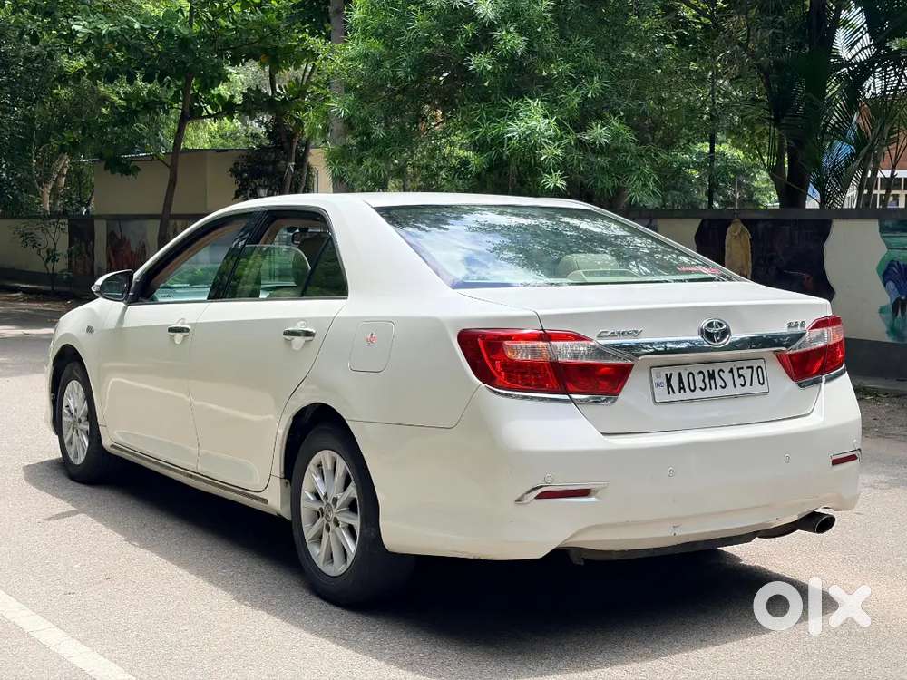 Toyota Camry 2013 Petrol Well Maintained