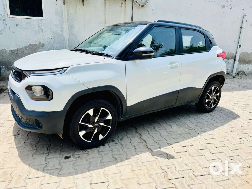 Tata Punch Creative Dual Tone Amt Sunroof, 2026, Petrol