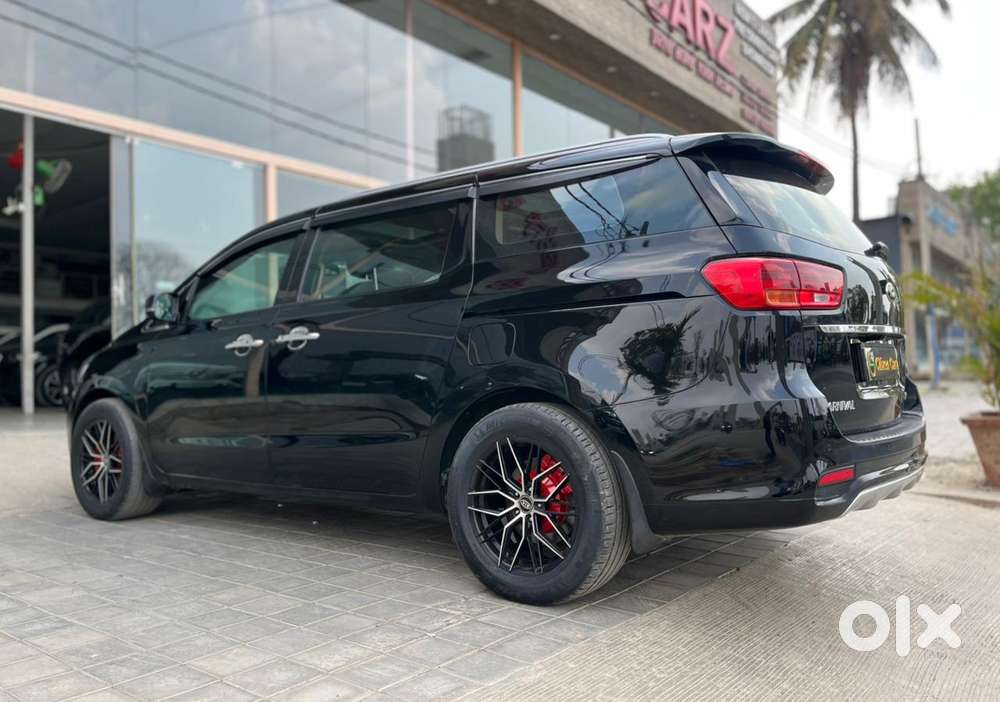 Kia Carnival Limousine, 2021, Diesel
