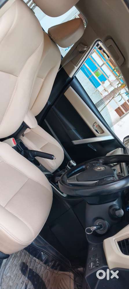 Toyota Corolla Altis 2013-2017 D-4d G, 2015, Diesel