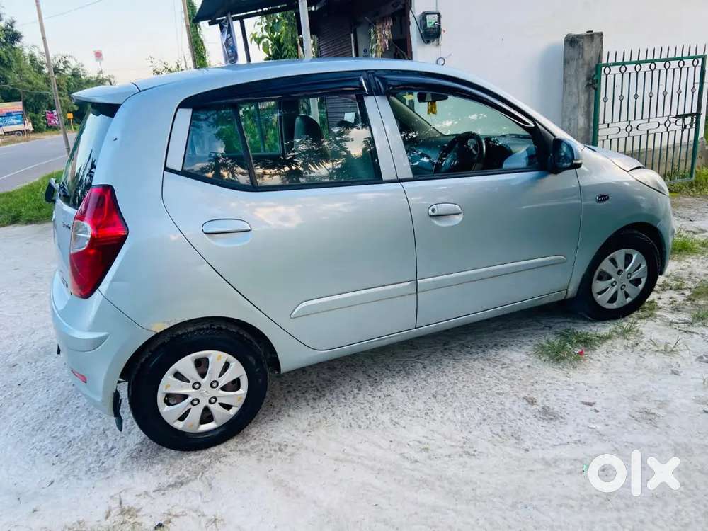 Hyundai I10 Sportz Petrol 2013