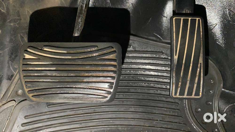 Mahindra Xuv300 W6 Amt Diesel, 2022, Diesel