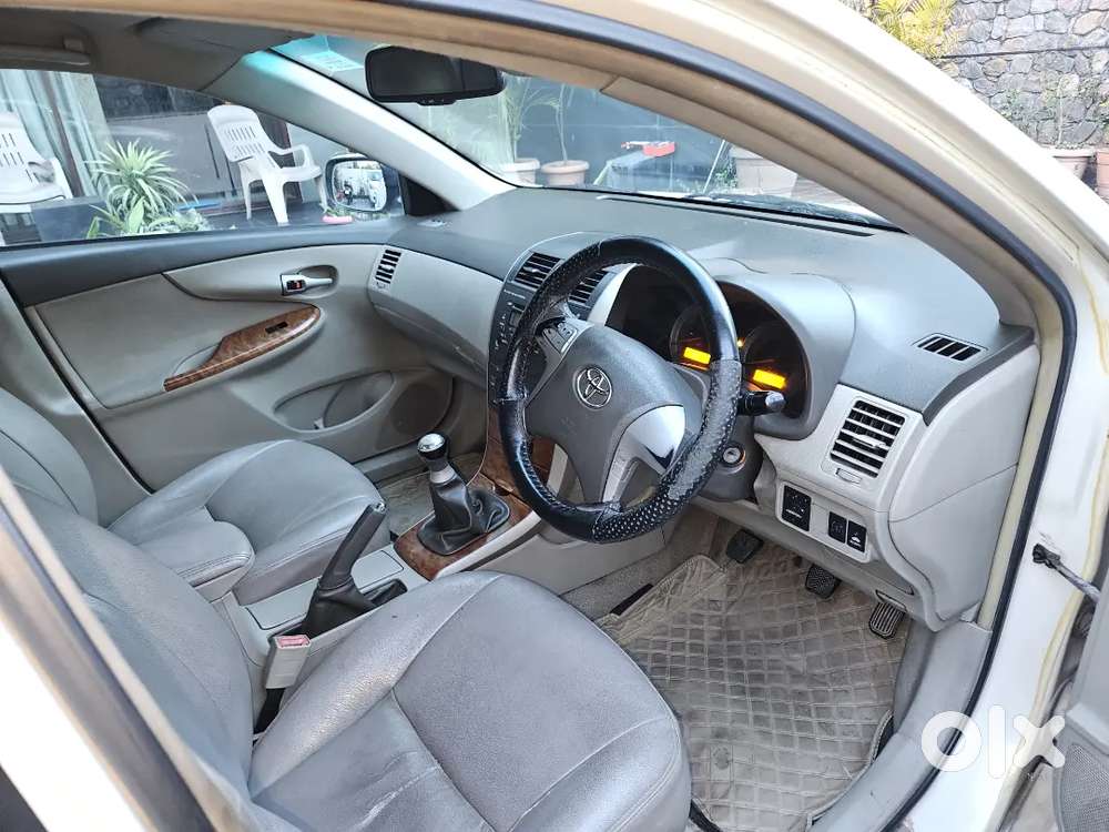 Toyota Corolla Altis 2009 Petrol 80000 Km Driven