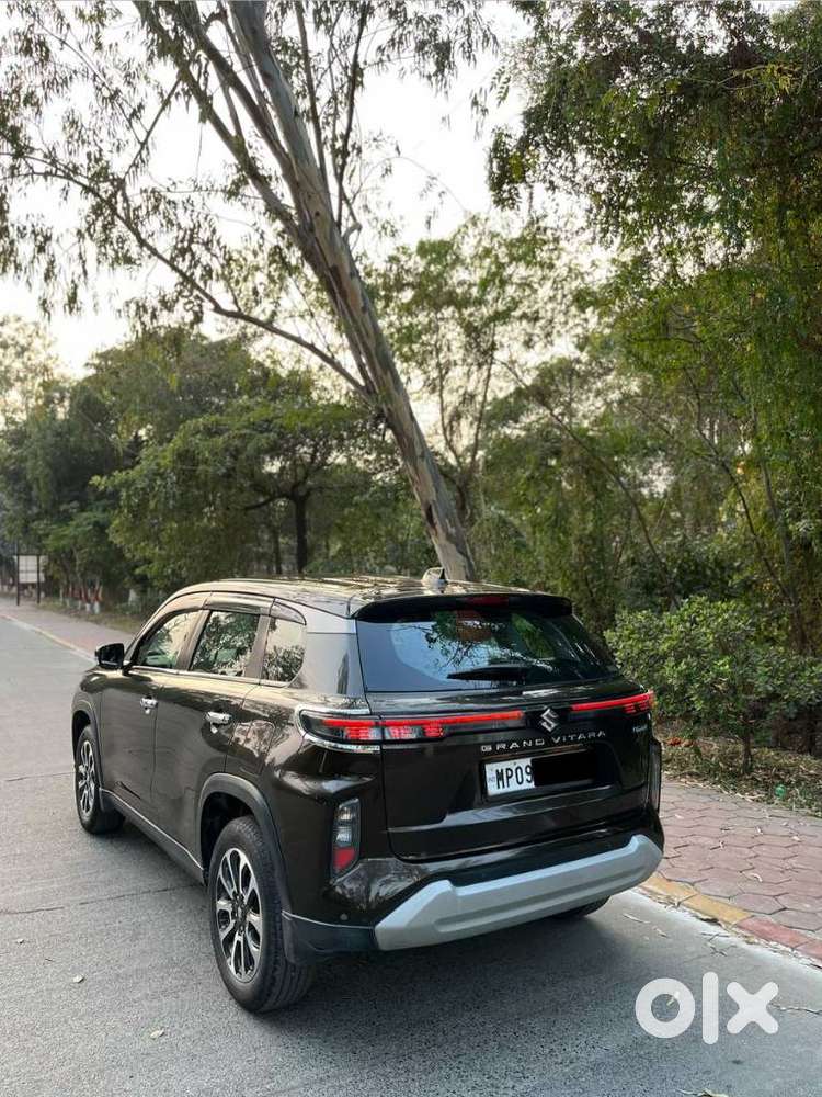 Maruti Suzuki Grand Vitara 1.5 Zeta Plus Intelligent Hybrid Ecvt, 20..